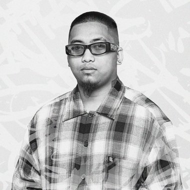 Inno P. - Freelance Graphic Designer