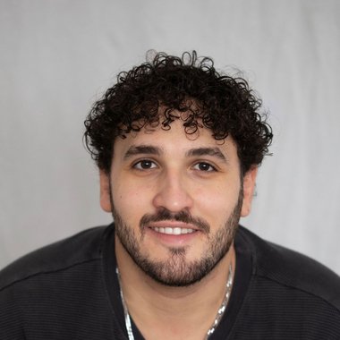 César C. - Freelance Web Designer