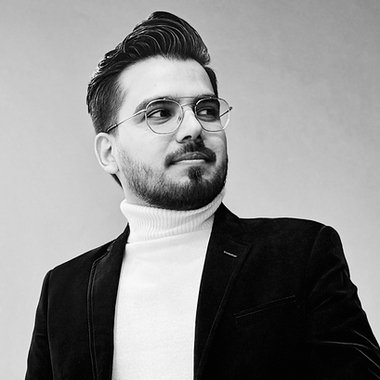 Kamran N. - Freelance Web Designer