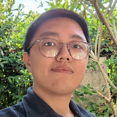 Joshua R. - Freelance Marketer