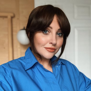 Abbey W. - Freelance Logo Designer