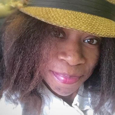 Denise M. - Freelance Extra
