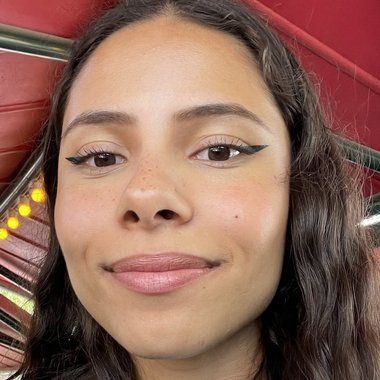 Mayara S. - Freelance Videographer