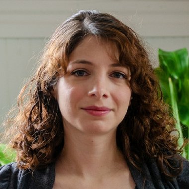 Julia B. - Freelance Developer