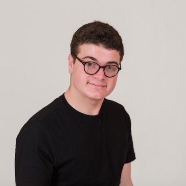 Andrew H. - Freelance Video Editor