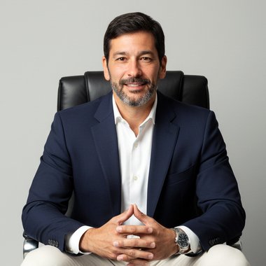 Luiz S. - Freelance Marketing Analyst