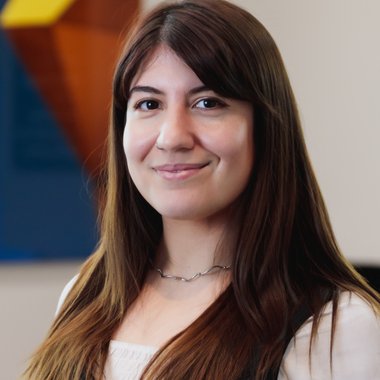 Sofia R. - Freelance Presentation Designer