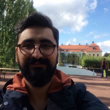 Unal O. - Freelance Designer