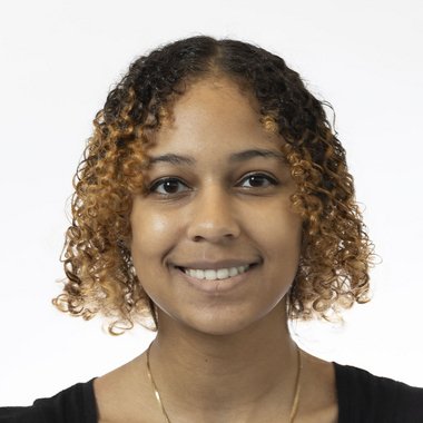 Isabella M. - Freelance Illustrator