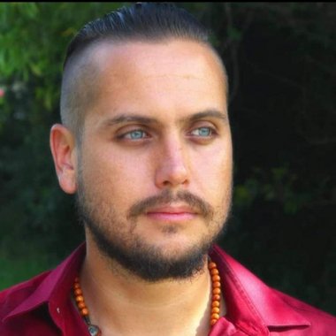 Daniel N. - Freelance Video Editor
