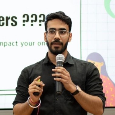 Saransh S. - Freelance Web Developer