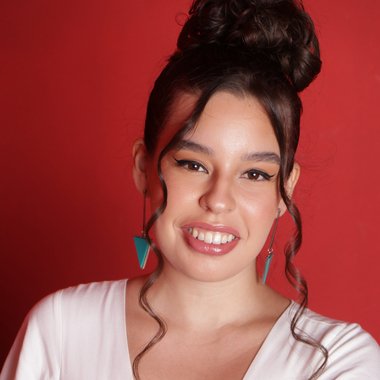 Gabriela P. - Freelance Banner Ad Designer