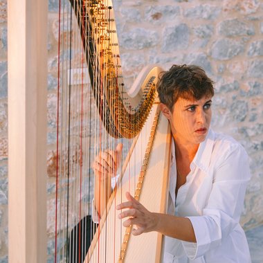 Irene T. - Freelance Band Member