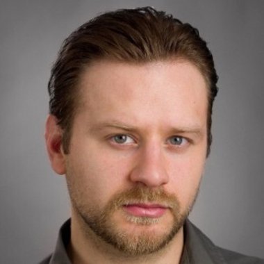 Nik90 - Freelance Voiceover Artist