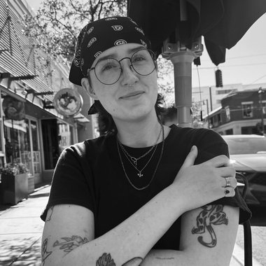 Dahlia C. - Freelance Motion Graphic Designer