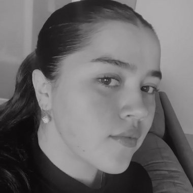 Carla U. - Freelance Brand Designer