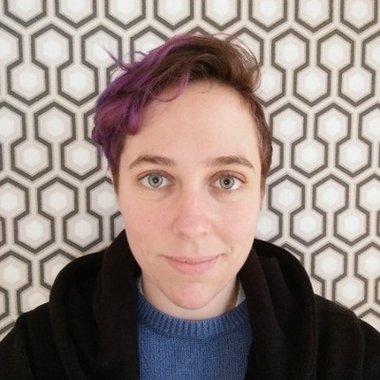 Yen R. - Freelance Content Creator