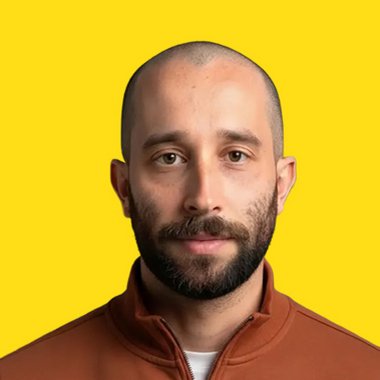 Denis G. - Freelance Product Designer