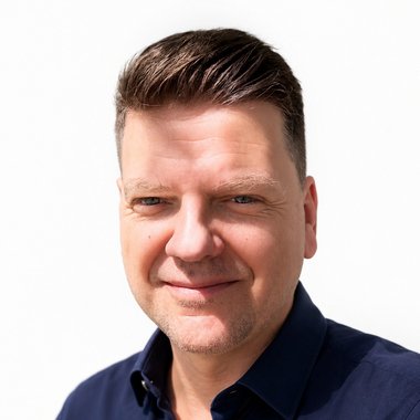 Eric P. - Freelance Filmmaker