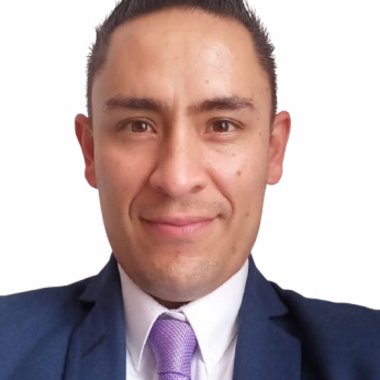 Christian G. - Freelance Designer