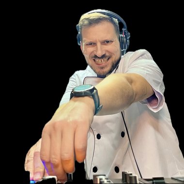 Rwbel - Freelance Dj