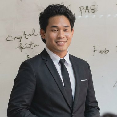 Jan F. - Freelance Brand Designer