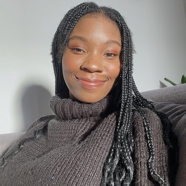 Yolanda M. - Freelance Content Creator