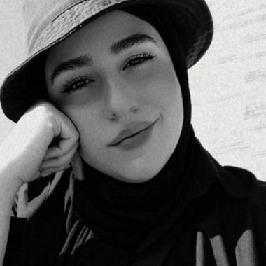 Mariam - Freelance Logo Designer