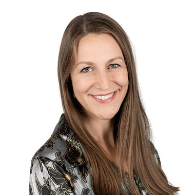 Nola M. - Freelance Marketing Strategist