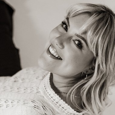 Vivian R. - Freelance Film Director