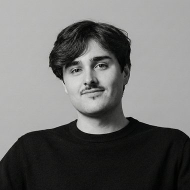 Aaron G. - Freelance Web Designer