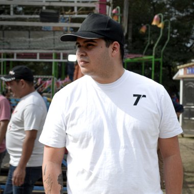 Axel R. - Freelance Assistant Editor