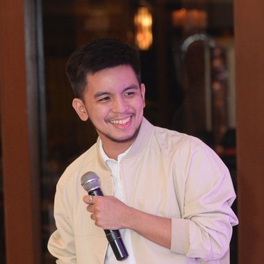 Ken T. - Freelance Web Developer