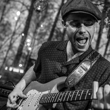 Robbie H. - Freelance Guitarist