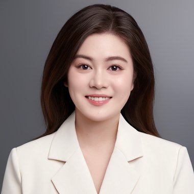 Yiqi C. - Freelance Event Visualizer