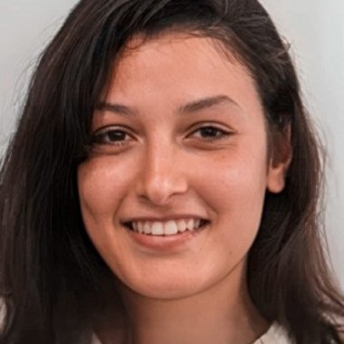 Hiba O. - Freelance Front End Developer
