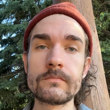 Liam S. - Freelance Designer
