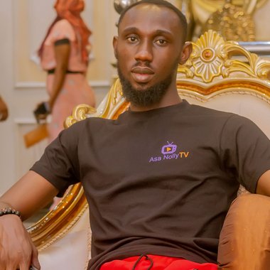 Kingsley E. - Freelance Motion Graphic Designer