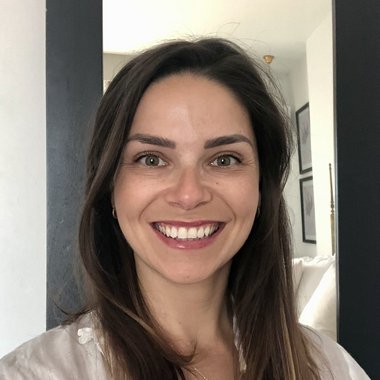 Vanya - Freelance Set Designer