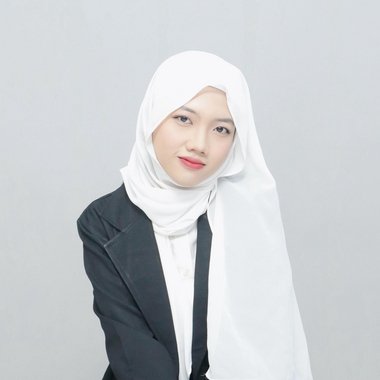 Chelika H. - Freelance Web Developer