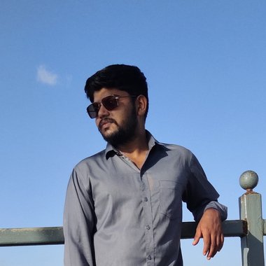 Kgf972511 - Freelance Web Designer