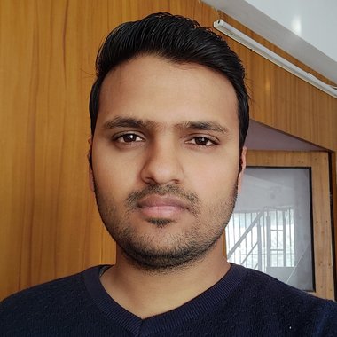 UTKARS - Freelance Graphic Designer