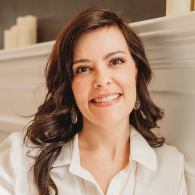 Stacie B. - Freelance Brand Designer