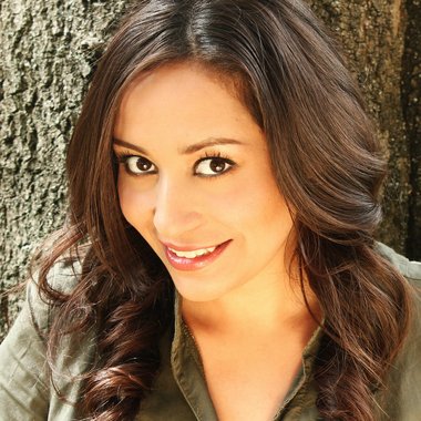 Zonia R. - Freelance Voice Actor