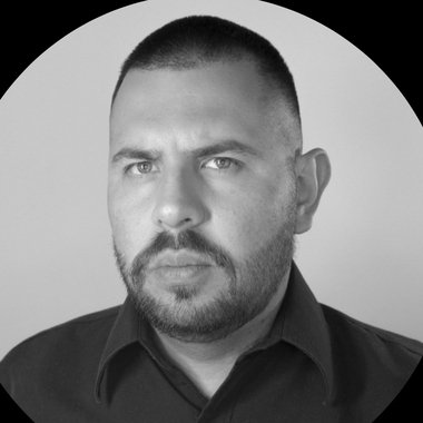 Víctor H. - Freelance Podcast Producer