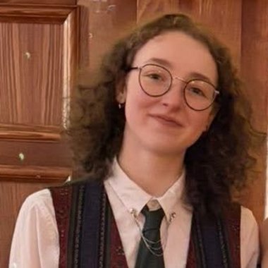 Lauren M. - Freelance Screenwriter