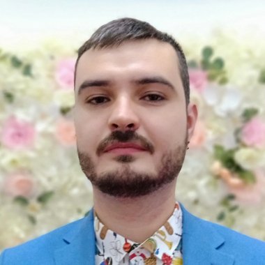 Alexandru H. - Freelance Web Designer
