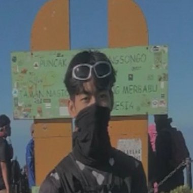 Azar - Freelance Podcast Editor