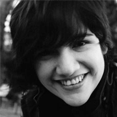 Sabrina S. - Freelance Graphic Designer