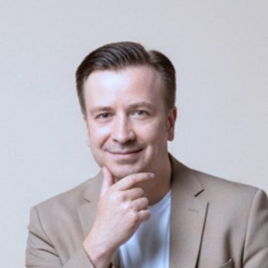 Arthur L. - Freelance Content Producer